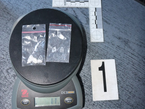 Pro dealery z Hradce Králové si došla zásahovka. Prodávali kokain za skoro půl milionu