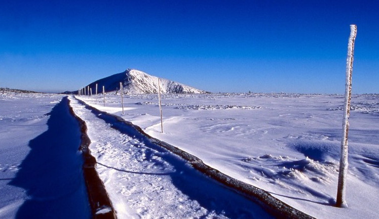 Sněžku zasáhl orkán o síle až 144 kilometrů v hodině