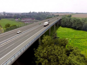 Trasa nové dálnice ze Sadové do Hořic má vydané nové stavební povolení. Stavět se začne v roce 2023