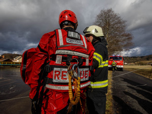 Hradeckým krajem se prohnala vichřice. Napáchala statisícové škody