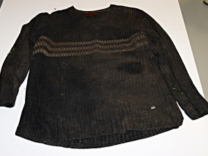 Policie stále pátrá po totožnosti utonulého muže. Tělo našla v korytě řeky Zdobnice