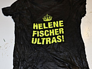 Policie stále pátrá po totožnosti utonulého muže. Tělo našla v korytě řeky Zdobnice