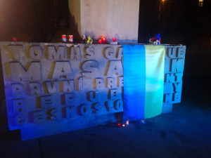 V Hradci Králové vyjádřili podporu Ukrajině stovky lidí. Promluvili studenti, zástupci církve i samotní Ukrajinci