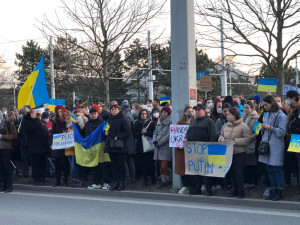 Hradec Králové přijal první ukrajinské rodiny. Dopravní podnik může poslat na hranice s Ukrajinou autobusy