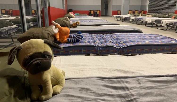 Jihočeské letiště patří Ukrajincům. Vzniklo tam zázemí pro příjem válečných uprchlíků