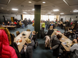 Asistenční centrum pro uprchlíky v Hradci Králové přijalo přes 2,5 tisíce lidí