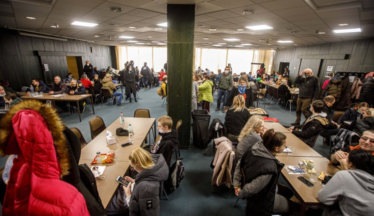 Asistenční centrum pro uprchlíky v Hradci Králové přijalo zhruba 2,5 tisíce lidí