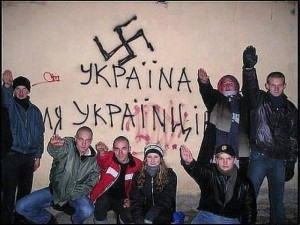 Hajlující Zelenskyj se šíří řetězovými maily. Jde o fake