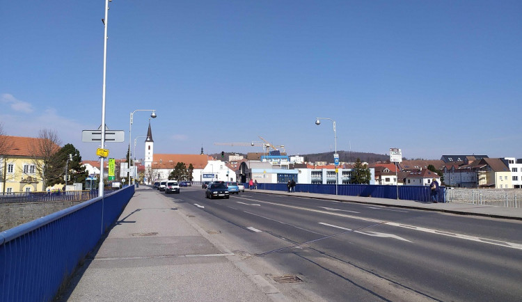 Ve Strakonicích začne oprava mostu přes řeku Volyňku