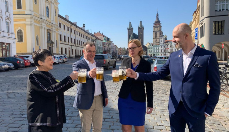 HDK a T0P 09 uzavřely koalici pro podzimní volby v Hradci Králové