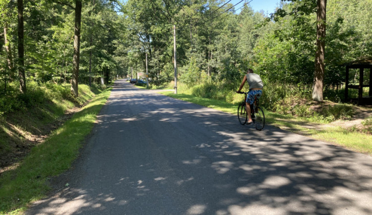 Lesní okruh pro cyklisty bude kompletní. Zděnou Boudu a Lesní hřbitov spojí cyklostezka