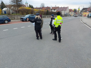 Zebra se za tebe nerozhlédne. Preventivní projekt učí děti jak se chovat v provozu