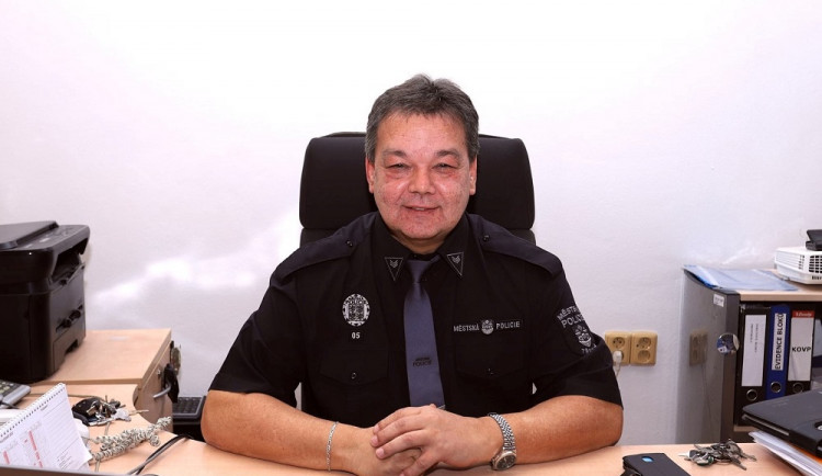 Dávat botičky nás nebaví. Léto tady začíná na jaře, vypráví bývalý velitel třeboňských strážníků