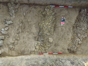 V Litohradech archeologové objevili pozůstatky gotických kamen. Byla součástí honosného obydlí