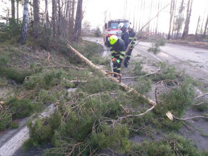 Z pohledu hasičů z Královéhradeckého kraje nebyl prodloužený víkend zrovna odpočinkový
