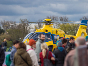 Základna leteckých záchranářů se otevře veřejnosti. Lidé si prohlédnou žlutého Kryštofa 6