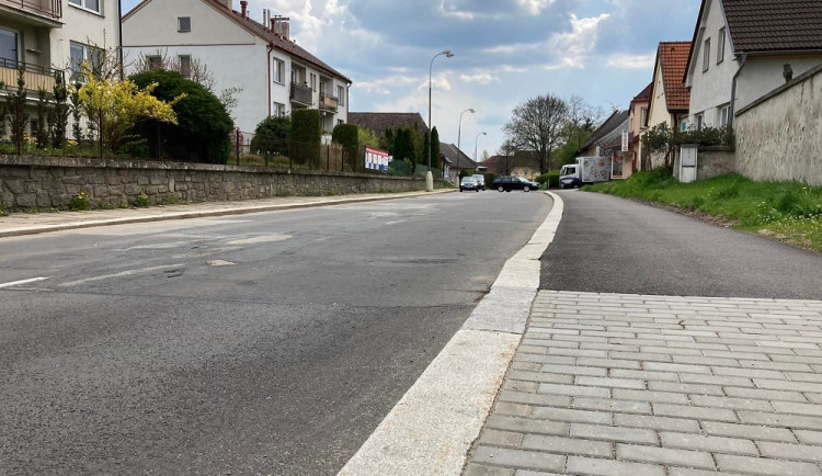 Blíží se oprava Václavské ulice v Jindřichově Hradci. Na řidiče čeká objízdná trasa