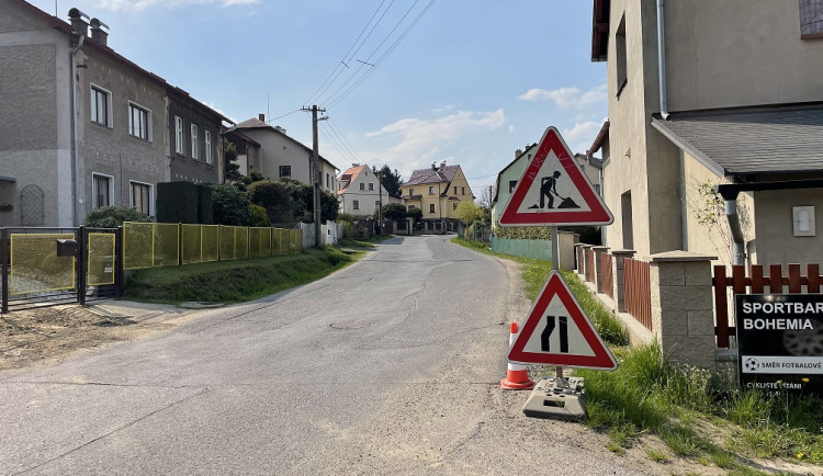 Rekonstrukce Vítkovské ulice v Chrastavě se protáhne. Začne na konci května