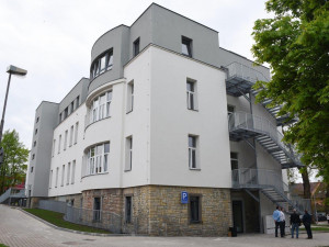 Stará budova nemocnice v Opočně se proměnila v moderní domov důchodců