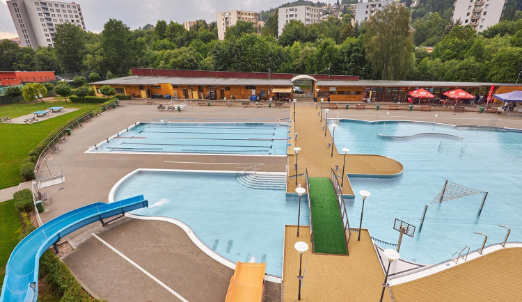Většina koupališť v kraji letos zdraží. Začátek sezony se bude odvíjet od počasí
