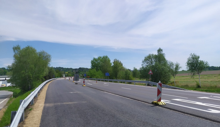 Průtah Pískem bude opět průjezdný bez omezení. Investice stála více než 93 milionů