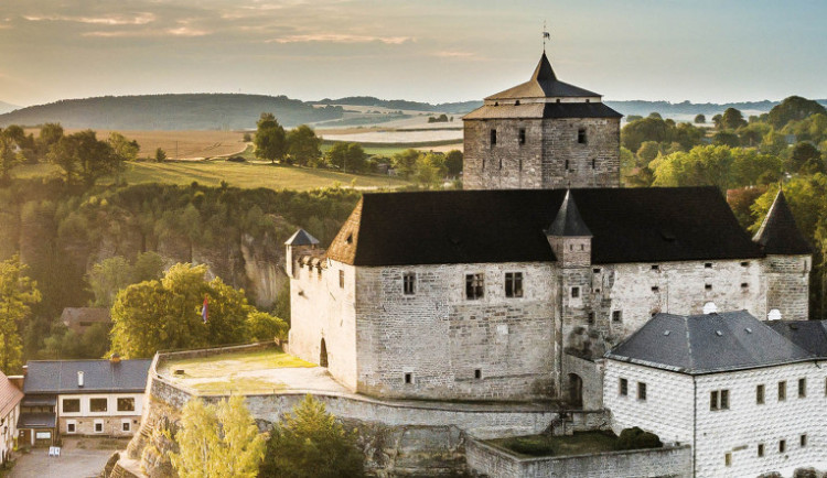 Hrad Kost po opravě vstoupil do hlavní sezony. Věří v násobně vyšší návštěvnost