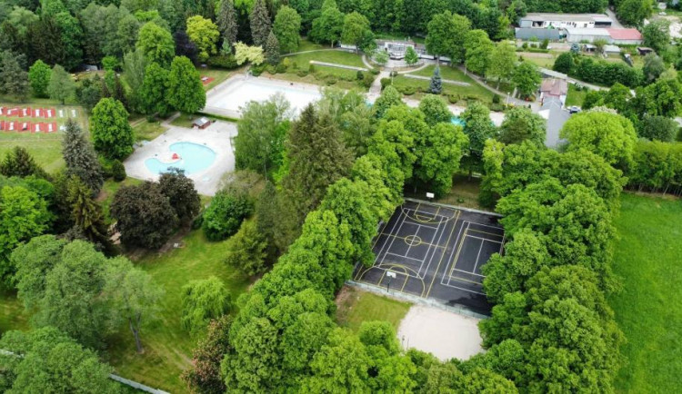 Zítra zahájí sezonu Tyršovo koupaliště ve Dvoře Králové nad Labem