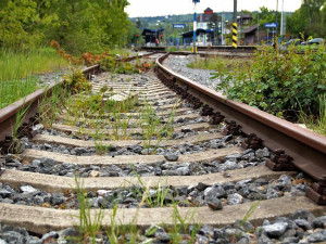 Zážitková železnice ze Žacléře do Královce by mohla zahájit provoz na jaře 2023