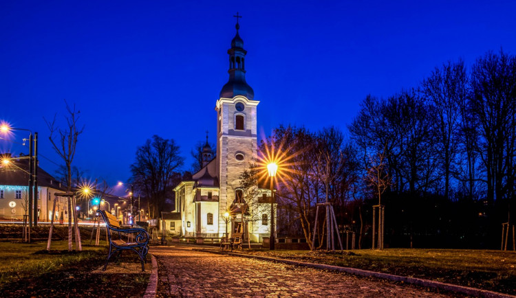 Mešní víno, liturgické oděvy i varhany. Během Noci kostelů se jich v kraji otevře veřejnosti na sedm desítek