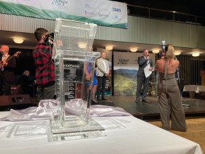 Křišťálová popelnice se stěhuje z východních Čech. Nejlépe třídili lidé v Uherském Hradišti