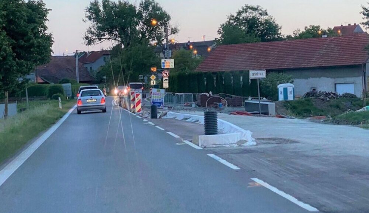 Oprava propustku v Ještěticích