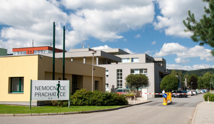 Prachatická nemocnice v létě uzavře operační sály a porodnici