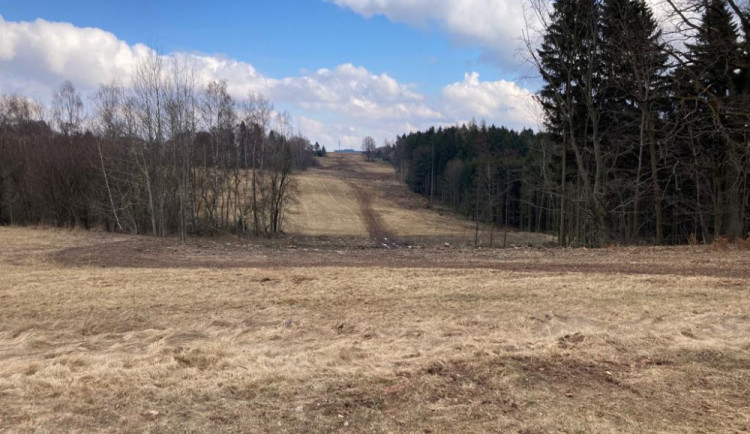 Stát podepsal smlouvu s firmou, která postaví obchvat Nové Paky. Stavba začne v září