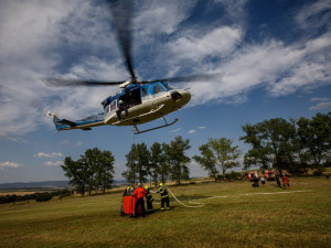 Ve skalách na Broumovsku hořelo. Příčinou byla pravděpodobně nedbalost