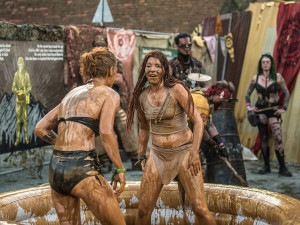 Brutal Assault v Jaroměři nabídne během pěti dní okolo 150 kapel