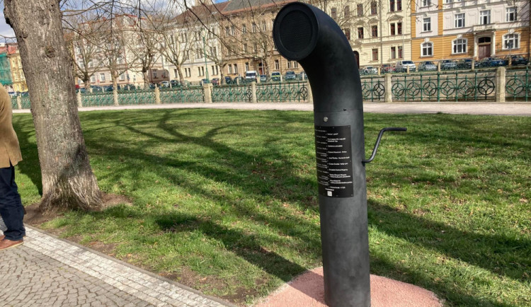 Poesiomat v Hradci Králové.