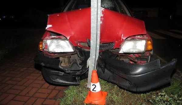 Během dvou hodin způsobil řidič dvě dopravní nehody. Byl pod vlivem alkoholu