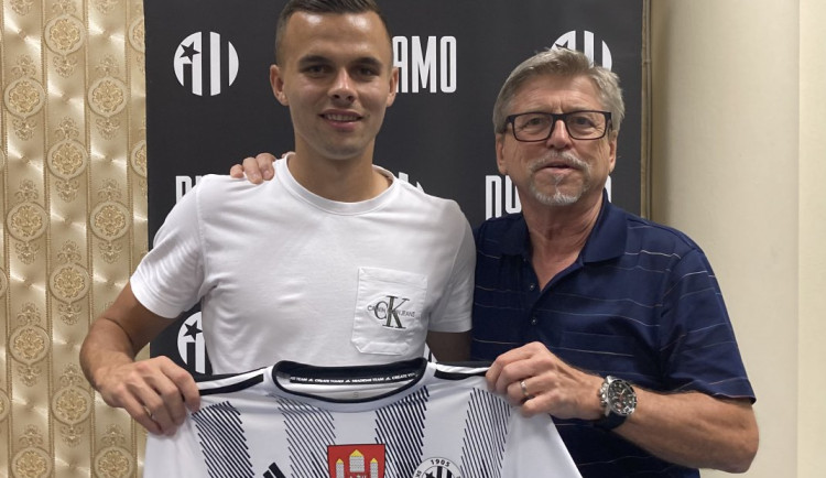 Dynamo posílil další slovenský fotbalista. S Kondou klub nepočítá