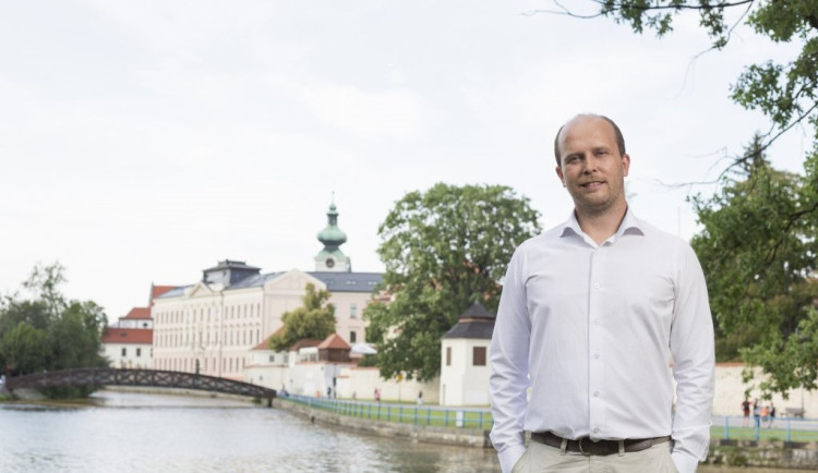 Tomáš Bouzek vede do voleb v Budějcích TOP 09 a KDU-ČSL