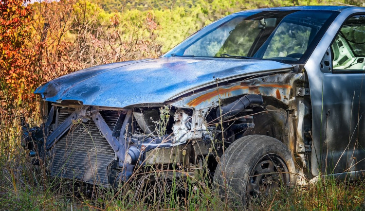 Vrak za pět tisíc korun? Písek prodává auta bez majitelů