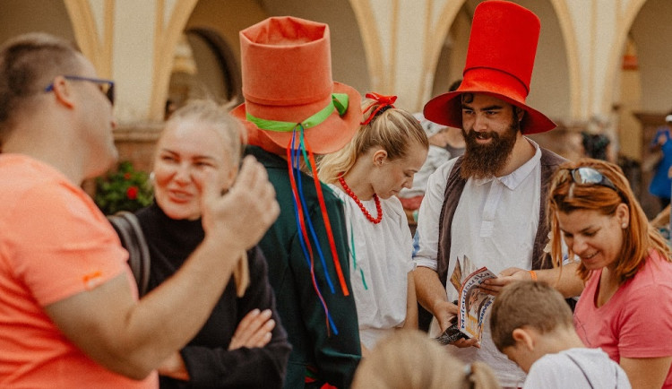 Pohádky v Jičíně si nenechaly ujít tisíce lidí, festival v neděli skončil
