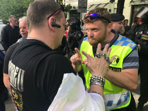 V ulicích Jaroměře budou policisté krotit fotbalové fans, vše za běžného provozu