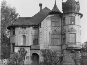 Náchod koupí v areálu běloveských lázní za deset milionů historickou vilu Panzinka