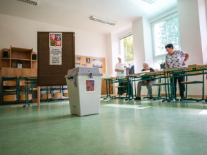 VOLBY 2022: První volební den je u konce. V Hradci Králové zatím volilo zhruba 27 procent obyvatel
