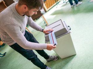 VOLBY 2022: První volební den je u konce. V Hradci Králové zatím volilo zhruba 27 procent obyvatel