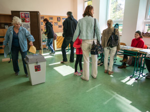 VOLBY 2022: První volební den je u konce. V Hradci Králové zatím volilo zhruba 27 procent obyvatel