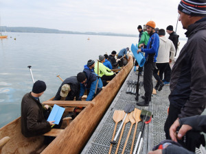 Ve vydlabaném člunu chtějí přeplout Egejské moře, test dopadl na jedničku