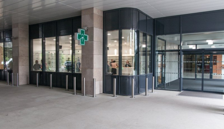 V Brně je nový lék, který pomáhá proti covidu