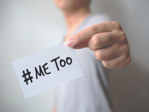 Univerzita v Hradci s MeToo nemá zkušenost, přesto přijala proti sexuálnímu obtěžování opatření