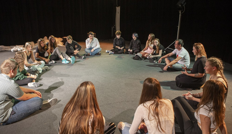 Druhák, studenti VOŠZ A SZŠ Hradec Králové